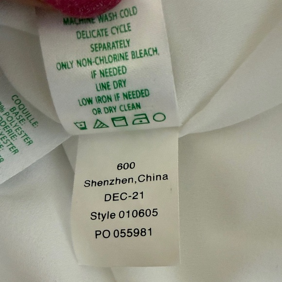 EUC Lilly Pulitzer White Eyelet Dress - Picture 8 of 9